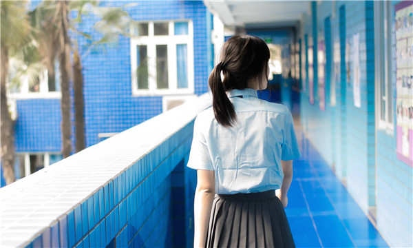 大英如何找到一个可以帮助我生孩子的女人？
